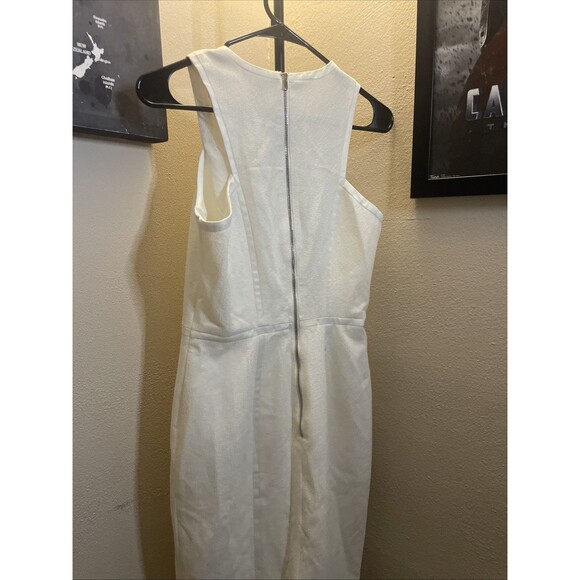 H&M Classic Off White Sleeveless Shift Dress Zippered Size 8 - Picture 2 of 11